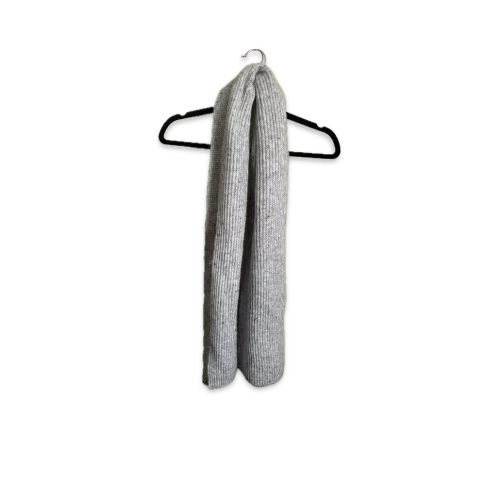 aerie Light Gray Ribbed Knit Scarf